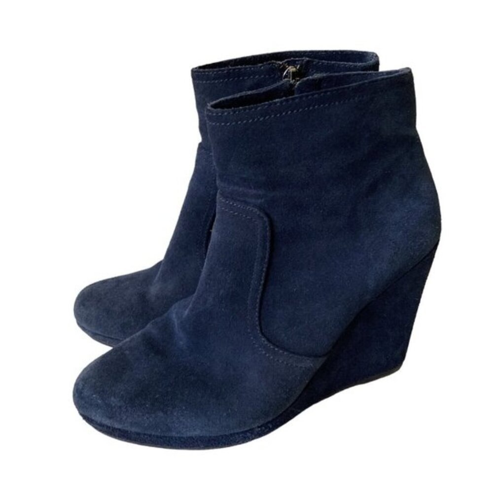 VINCE CAMUTO Womens Size 7.5 M Blue Suede Wedge Heel Abrum Ankle Booties Shoes